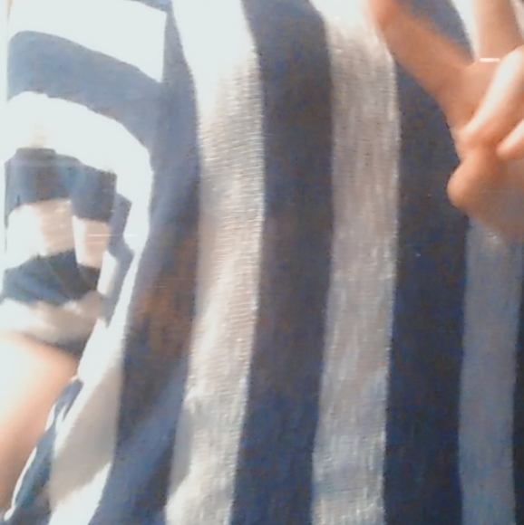 A double way navy blue and white stripes blouse - Picture 2 of 3